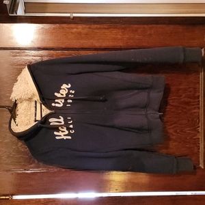 Hollister zip up size large